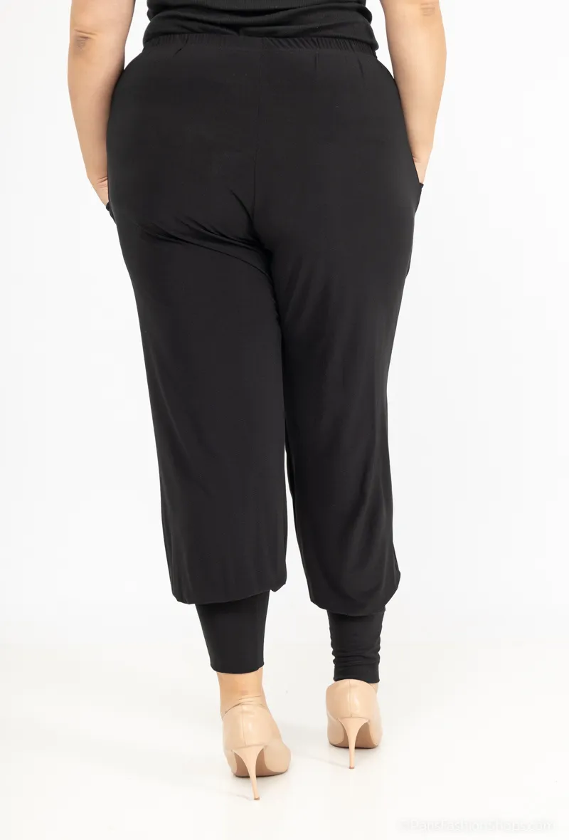 Lockere Hose mit Taschen