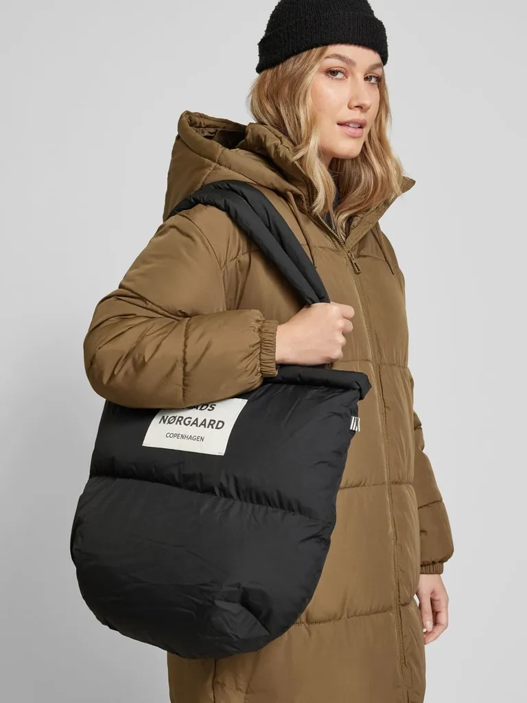 MADS NØRGAARD Handtasche mit Label-Patch (black) online kaufen
